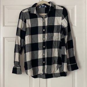 Black/white checkered flannel